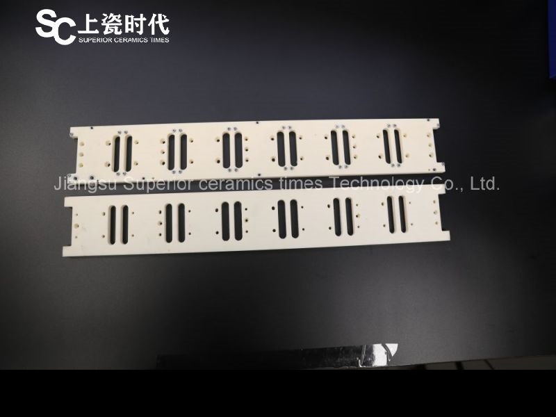 Alumina ceramic water cooling plate