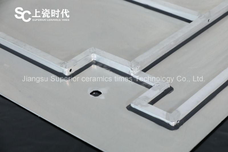 Flat hatch door trunk door